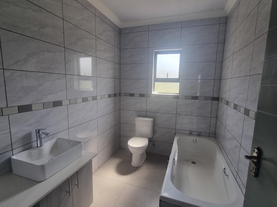3 Bedroom Property for Sale in Ifafi North West